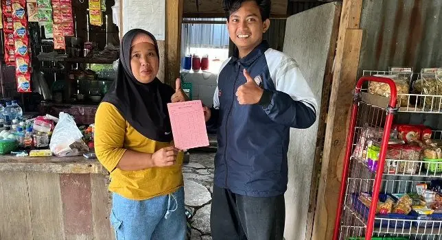 Mahasiswa KKN UNDIP Gelar Edukasi Pengelolaan dan Pembukuan Stok Barang melalui Penerapan Kartu Stok Manual Mahasiswa KKN UNDIP Gelar Edukasi Pengelolaan dan Pembukuan Stok Barang melalui Penerapan Kartu Stok Manual