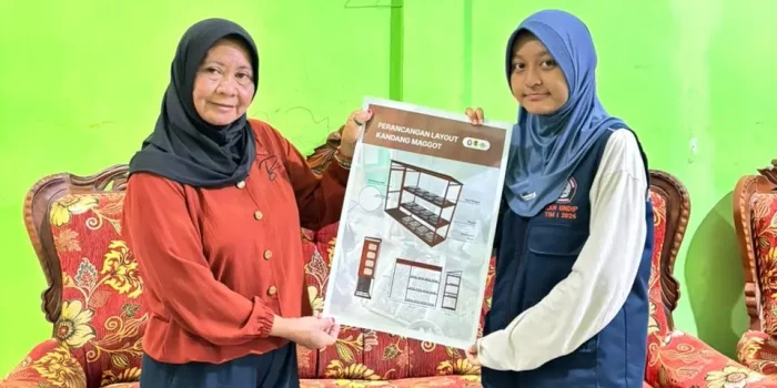 Mahasiswa Arsitektur Undip Hadirkan Desain Kandang Maggot untuk Dukung Pengelolaan Sampah Organik Mahasiswa Arsitektur Undip Hadirkan Desain Kandang Maggot untuk Dukung Pengelolaan Sampah Organik
