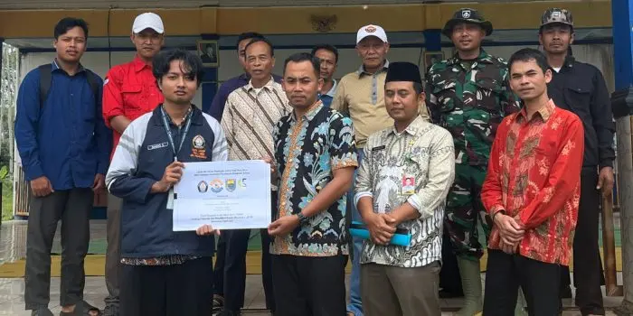 Mahasiswa KKN-R Tim 81 Undip Dorong Pembangunan Desa Melalui Pembuatan Layout dan Denah Masterplan Lahan Hijau Balai Desa Selokarto Mahasiswa KKN-R Tim 81 Undip Dorong Pembangunan Desa Melalui Pembuatan Layout dan Denah Masterplan Lahan Hijau Balai Desa Selokarto