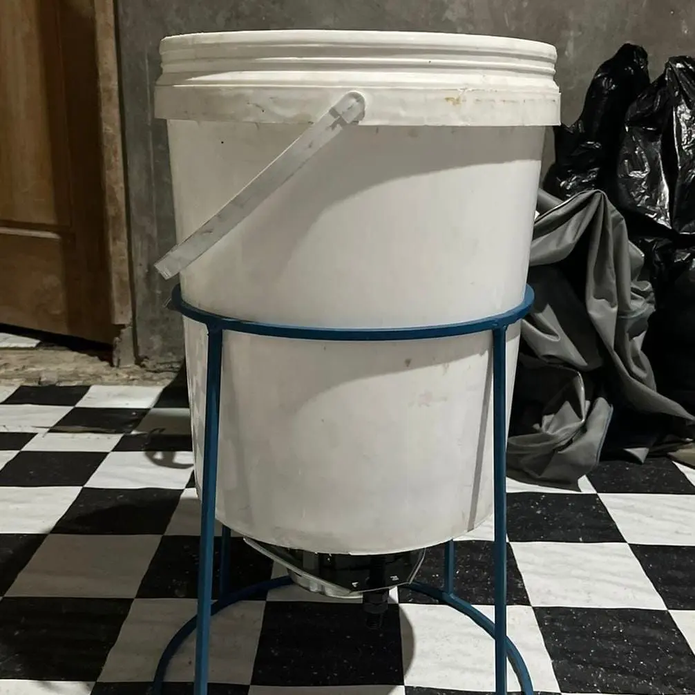 Prototype Mesin Pencacah Sampah Organik Diperkenalkan Mahasiswa KKN UNDIP untuk Mengolah Limbah Pertanian