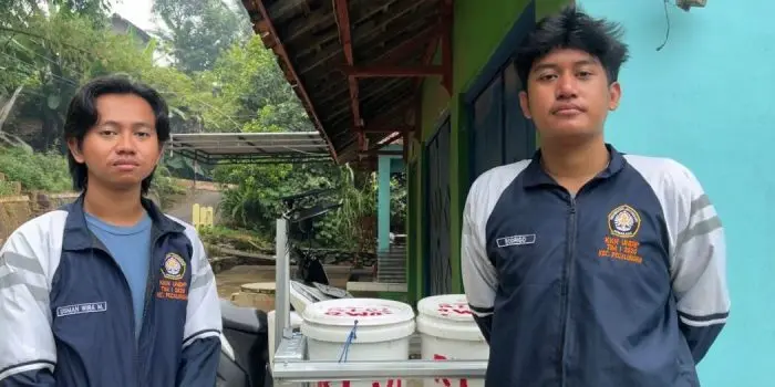 Mahasiswa KKN Reguler TIM I-73 UNDIP Dorong Kebersihan Lingkungan melalui Program Pengelolaan Tempat Sampah Desa Bandung