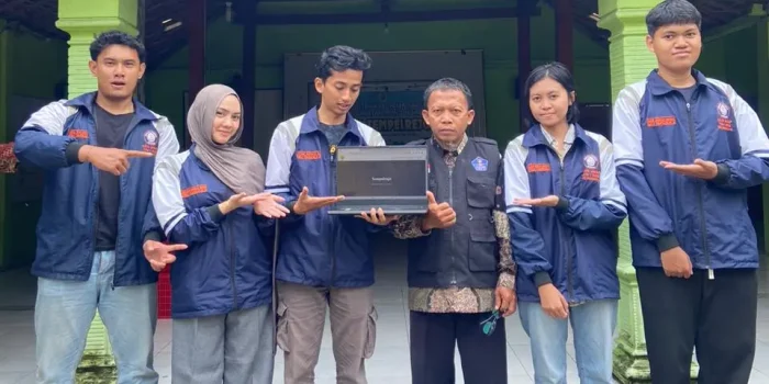 Mahasiswa KKN Reguler Tim 118 UNDIP Hadirkan Website Desa Berisi Katalog Digital UMKM Tempelrejo Mahasiswa KKN Reguler Tim 118 UNDIP Hadirkan Website Desa Berisi Katalog Digital UMKM Tempelrejo