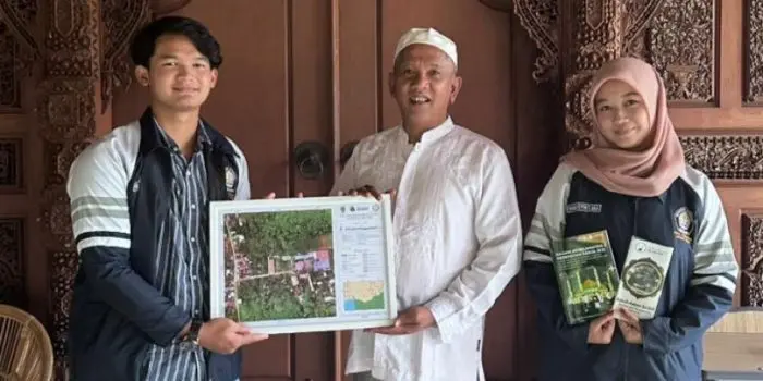 Modernisasi Data Pesantren, Mahasiswa Geodesi Undip Petakan Kawasan Pondok Menggunakan Teknologi Drone