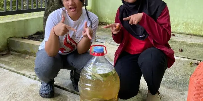 Dorong Pengelolaan Limbah Berkelanjutan, Mahasiswa KKN Mandiri Universitas Ivet Inisiasi Program “Galon Hijau” di Kelurahan Kramas, Semarang Dorong Pengelolaan Limbah Berkelanjutan, Mahasiswa KKN Mandiri Universitas Ivet Inisiasi Program “Galon Hijau” di Kelurahan Kramas, Semarang