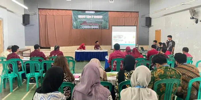 Dorong Pengembangan Desa Wisata, TIM KKN-T 07 UNDIP Selenggarakan Focus Group Discussion (FGD) Penyusunan Dokumen Masterplan Desa Wisata Glawan Kecamatan Pabelan Dorong Pengembangan Desa Wisata, TIM KKN-T 07 UNDIP Selenggarakan Focus Group Discussion (FGD) Penyusunan Dokumen Masterplan Desa Wisata Glawan Kecamatan Pabelan