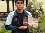 Dari Limbah Jadi Rupiah : Panduan Strategi Penentuan Harga dan Pemasaran Bisnis Briket Arang Untuk UMKM Desa Katekan Leaflet Strategi Menentukan Harga dan Pemasaran untuk UMKM Desa Katekan