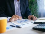 Transparansi Adalah Kunci, Mengapa Kepercayaan Kini Jadi Mata Uang Tertinggi di Dunia Bisnis?