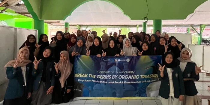 Mahasiswa Informasi dan Humas Universitas Diponegoro bersama Organic Treasure Dorong Kesadaran Personal Hygiene Melalui Program CSR “Break The Germs” Mahasiswa Informasi dan Humas Universitas Diponegoro bersama Organic Treasure Dorong Kesadaran Personal Hygiene Melalui Program CSR “Break The Germs”