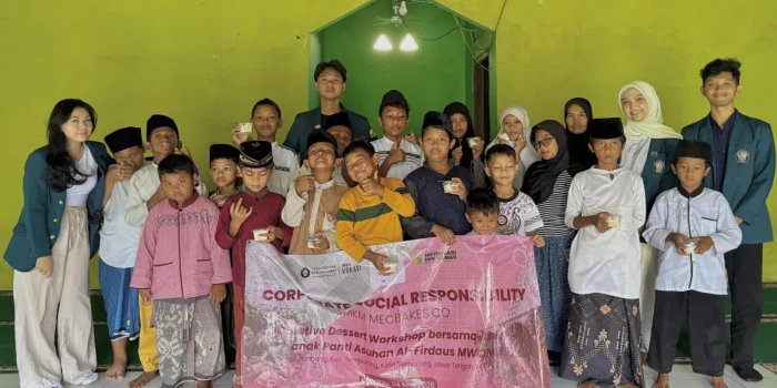 Mecbakes.co Bersama Mahasiswa Inhum Undip Lakukan Kepedulian Sosial Lewat Creative Dessert Workshop Bagi 17 Anak Panti Asuhan Mecbakes.co Bersama Mahasiswa Inhum Undip Lakukan Kepedulian Sosial Lewat Creative Dessert Workshop Bagi 17 Anak Panti Asuhan