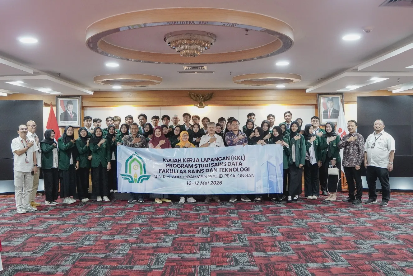 Jejak Riset dan Sejarah, Perjalanan Domestic Student Mobility Prodi Sains Data UIN Gusdur ke Jakarta-Bandung