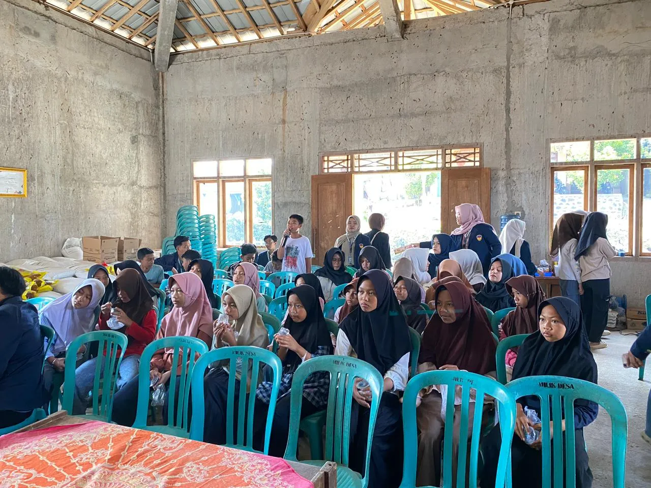 Gandeng PKD, Mahasiswa MAHESA UPGRIS Gelar Sosialisasi Bahaya Pergaulan Bebas di Manggungmangu Kendal Gandeng PKD, Mahasiswa MAHESA UPGRIS Gelar Sosialisasi Bahaya Pergaulan Bebas di Manggungmangu Kendal