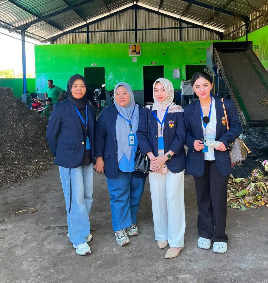 Dari Sampah Menjadi Nilai Ekonomi, Mahasiswa Manajemen FEB Universitas PGRI Semarang Dukung Pengelolaan Limbah Organik di Serangan Village Bali Dari Sampah Menjadi Nilai Ekonomi, Mahasiswa Manajemen FEB Universitas PGRI Semarang Dukung Pengelolaan Limbah Organik di Serangan Village Bali