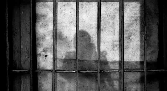 Penjara dalam Penjara: LPKA sebagai Ruang Pemicu Depresi pada Anak Berhadapan Hukum Penjara dalam Penjara: LPKA sebagai Ruang Pemicu Depresi pada Anak Berhadapan Hukum